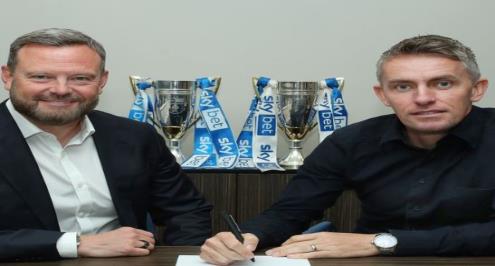 لقطع الطريق على المهتمين.. إبسويتش يعلن تجديد عقد مدربه